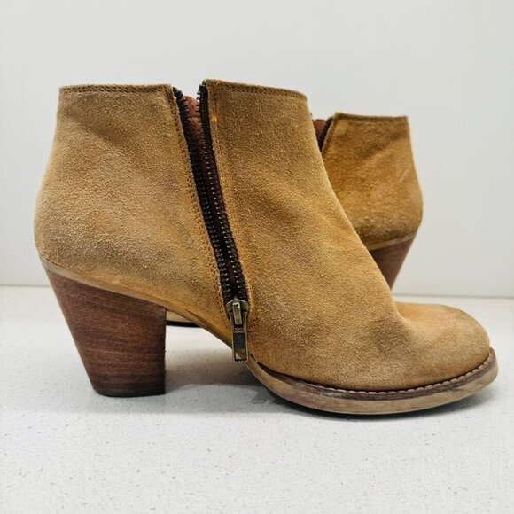 Steve Madden Resolv Suede Leather Booties Ankle Boots Camel Tan Stacked Heel 9 - Picture 15 of 15